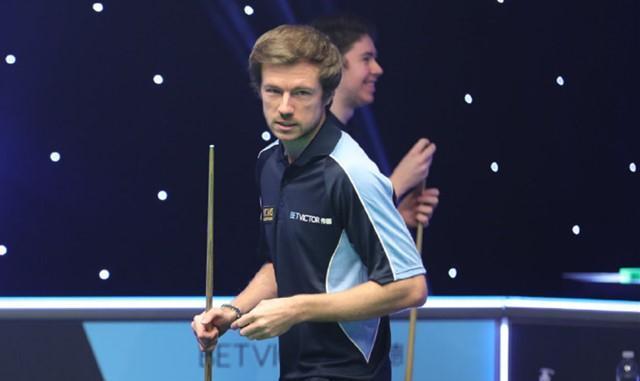 罕见！罚球29-6，北京被逆转，名记：判罚尺度不一让北京手足无措.